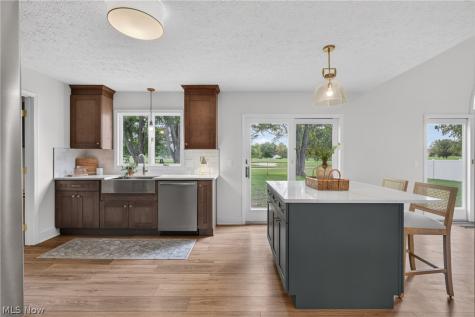 722 Jaycox Road Avon Lake OH 44012