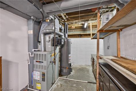 811 E 212th Street Euclid OH 44119