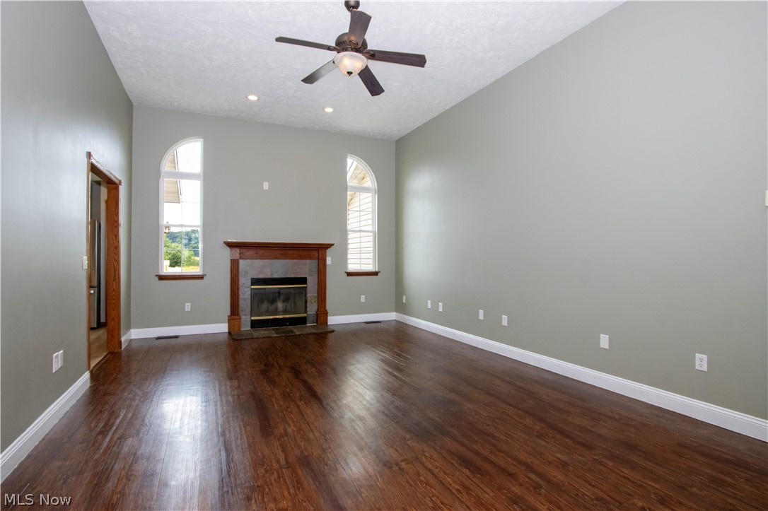 10964 Parmenter Road Burbank OH 44214