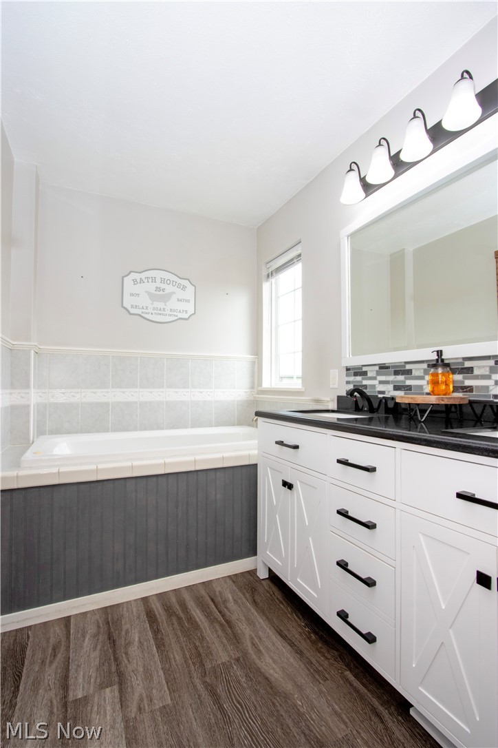 10964 Parmenter Road Burbank OH 44214