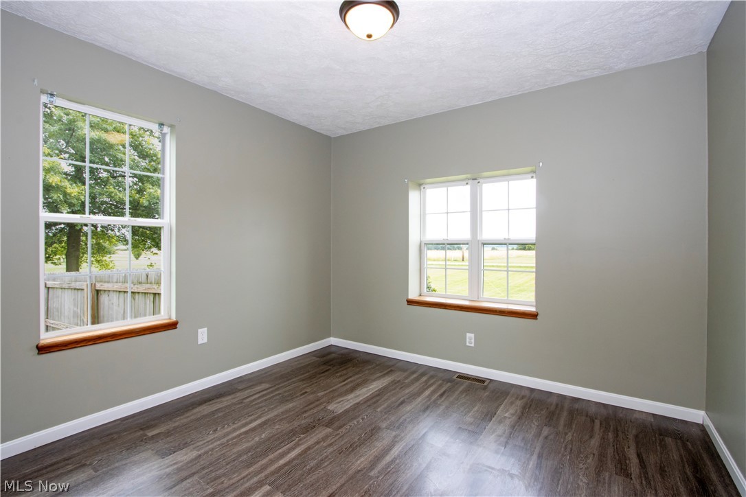 10964 Parmenter Road Burbank OH 44214