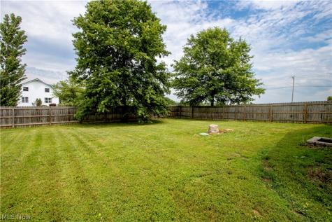 10964 Parmenter Road Burbank OH 44214