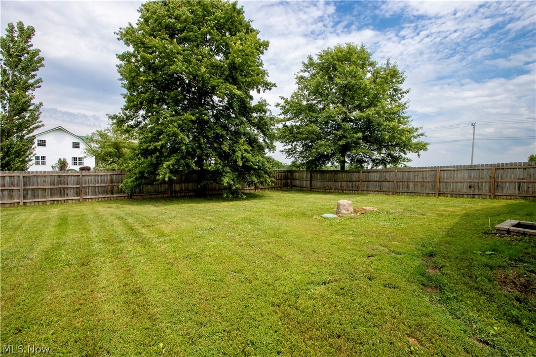 10964 Parmenter Road Burbank OH 44214