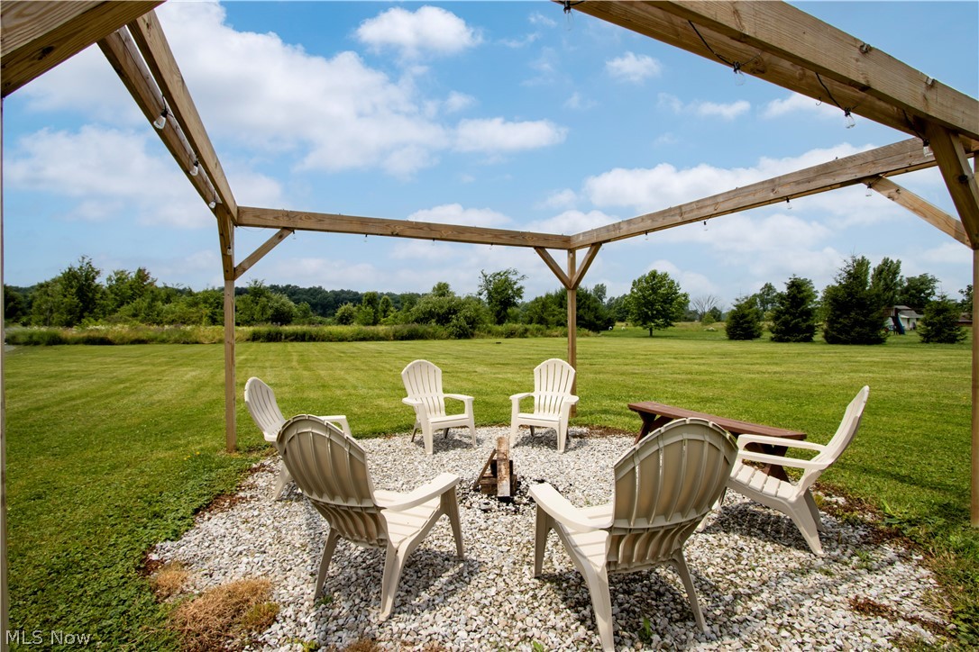 10964 Parmenter Road Burbank OH 44214
