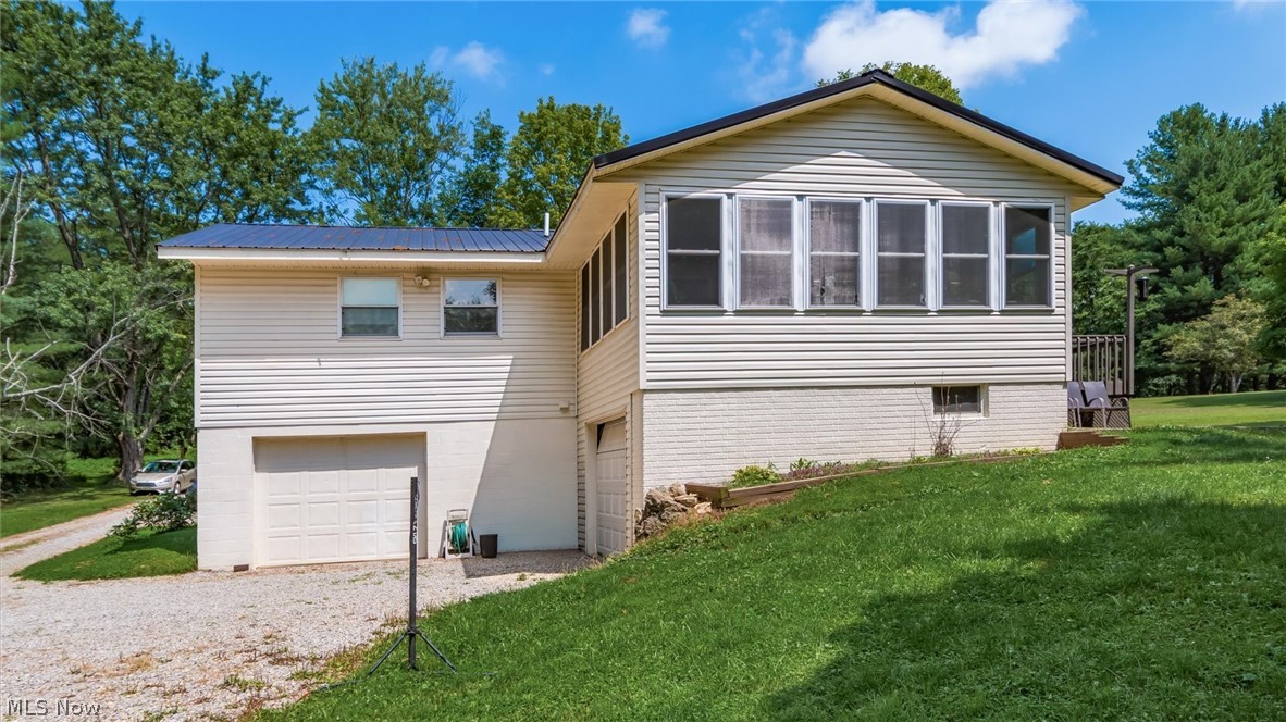 4280 Red Bud Road Dresden OH 43821