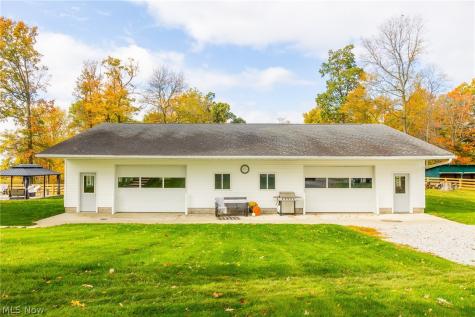 8383 Hoy Road Fredericksburg OH 44627