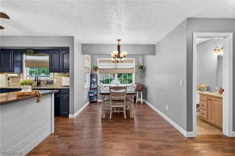 5668 Perry Hills Drive SW Canton OH 44706