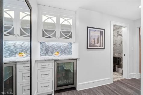 421 Riverdale Drive Rocky River OH 44116