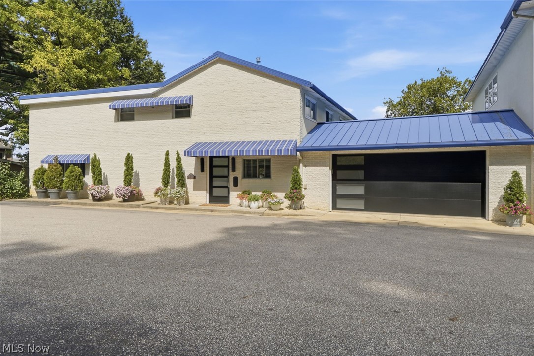 421 Riverdale Drive Rocky River OH 44116