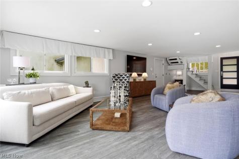 421 Riverdale Drive Rocky River OH 44116