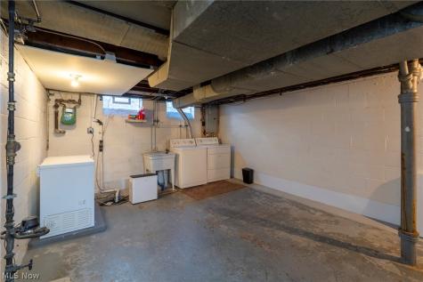 1599 Temple Avenue Mayfield Heights OH 44124