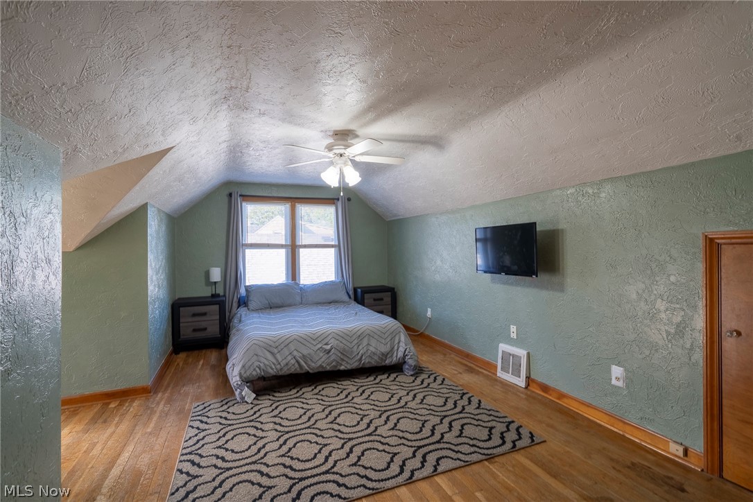 1599 Temple Avenue Mayfield Heights OH 44124