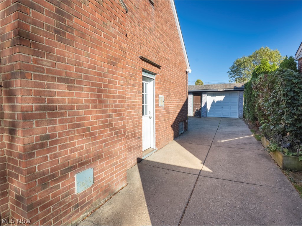 1599 Temple Avenue Mayfield Heights OH 44124