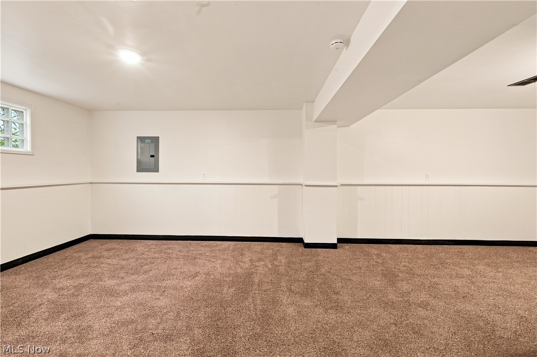 2871 N Tod Avenue Warren OH 44483