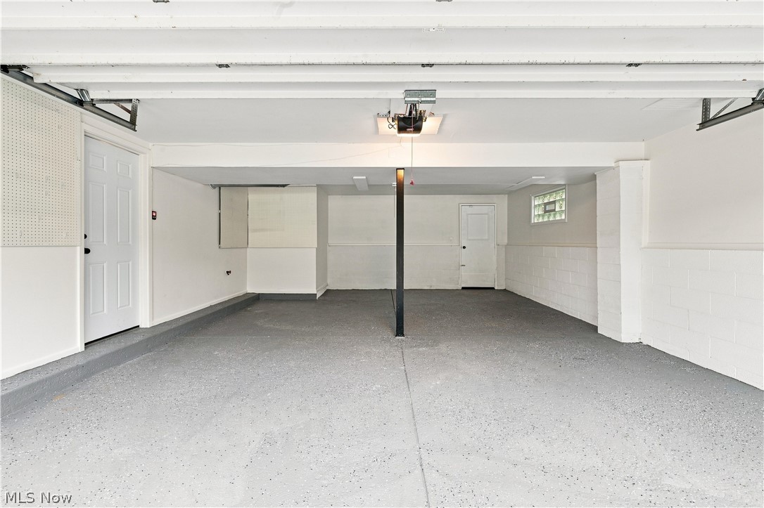 2871 N Tod Avenue Warren OH 44483