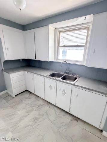 11108 Plymouth Avenue Garfield Heights OH 44125