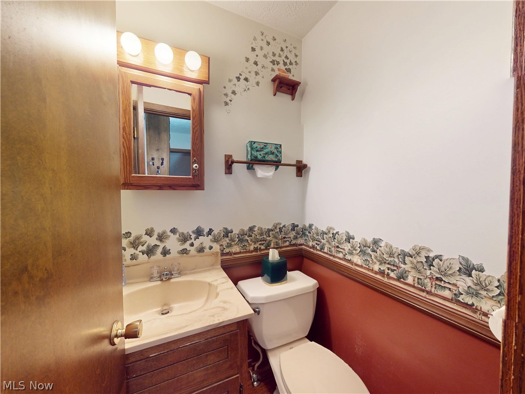 1560 Martin Road Mogadore OH 44260