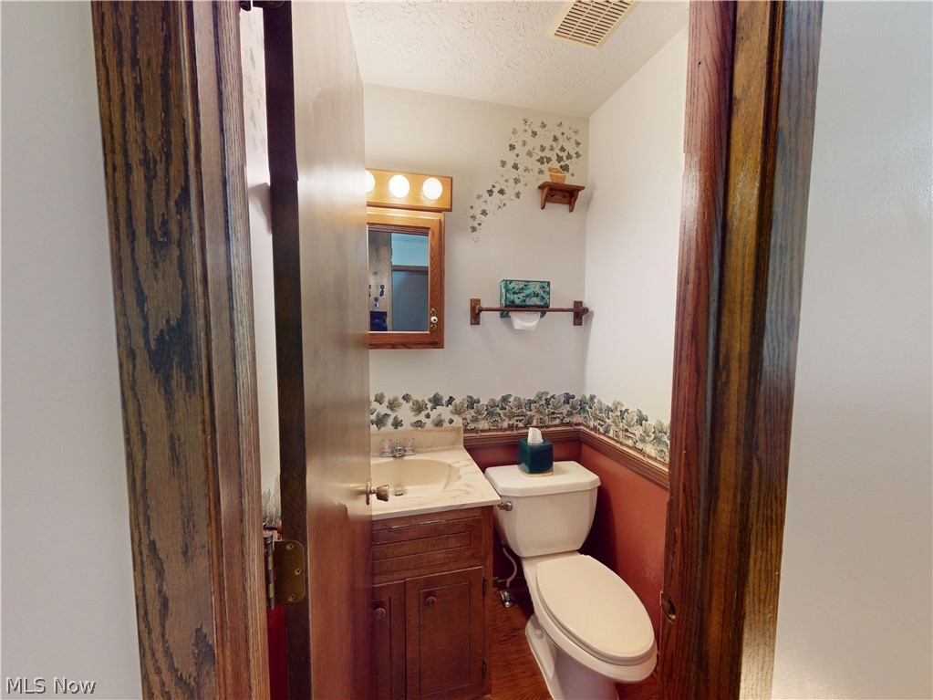 1560 Martin Road Mogadore OH 44260