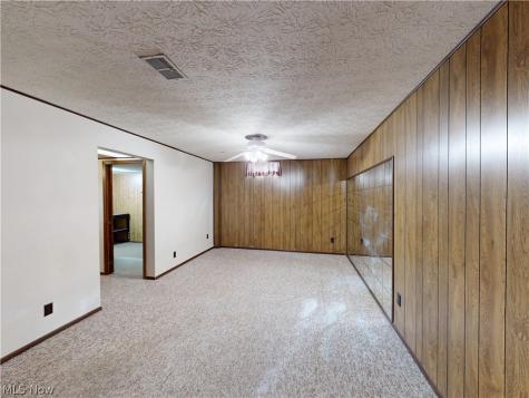 1560 Martin Road Mogadore OH 44260