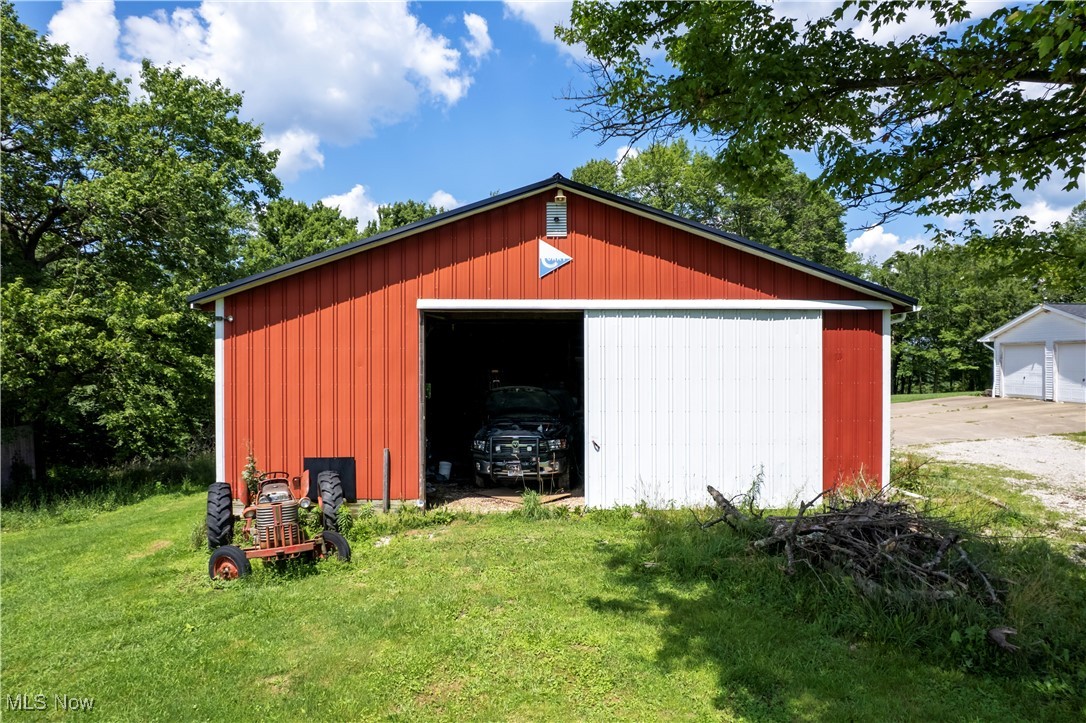 1292 Cinder Road SE Bergholz OH 43908