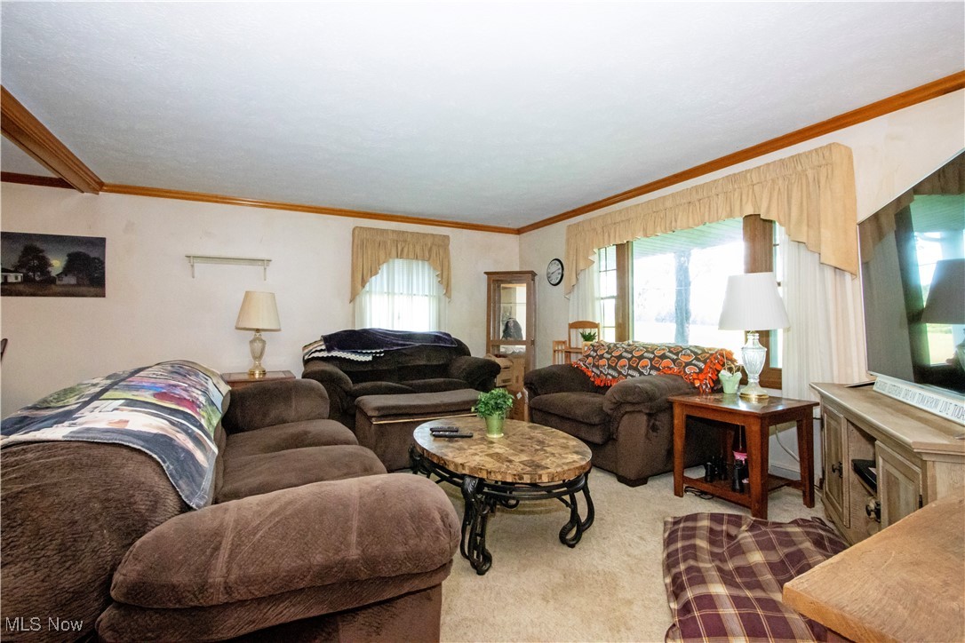 1292 Cinder Road SE Bergholz OH 43908