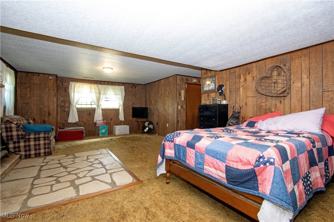 1292 Cinder Road SE Bergholz OH 43908
