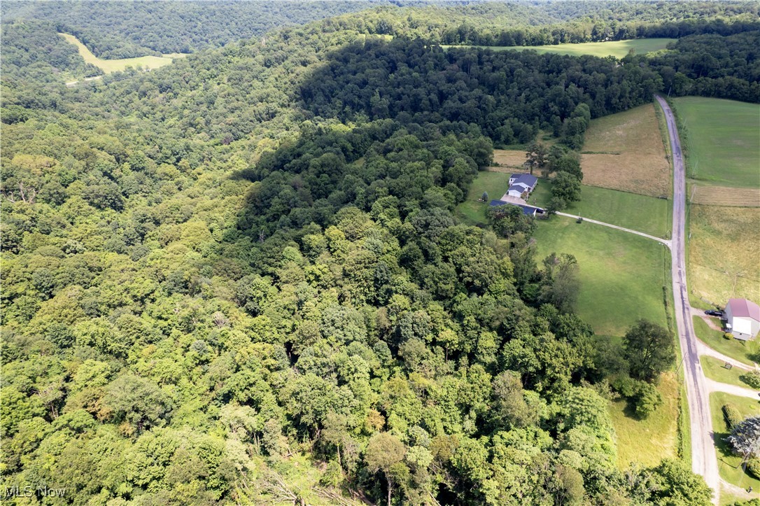 1292 Cinder Road SE Bergholz OH 43908