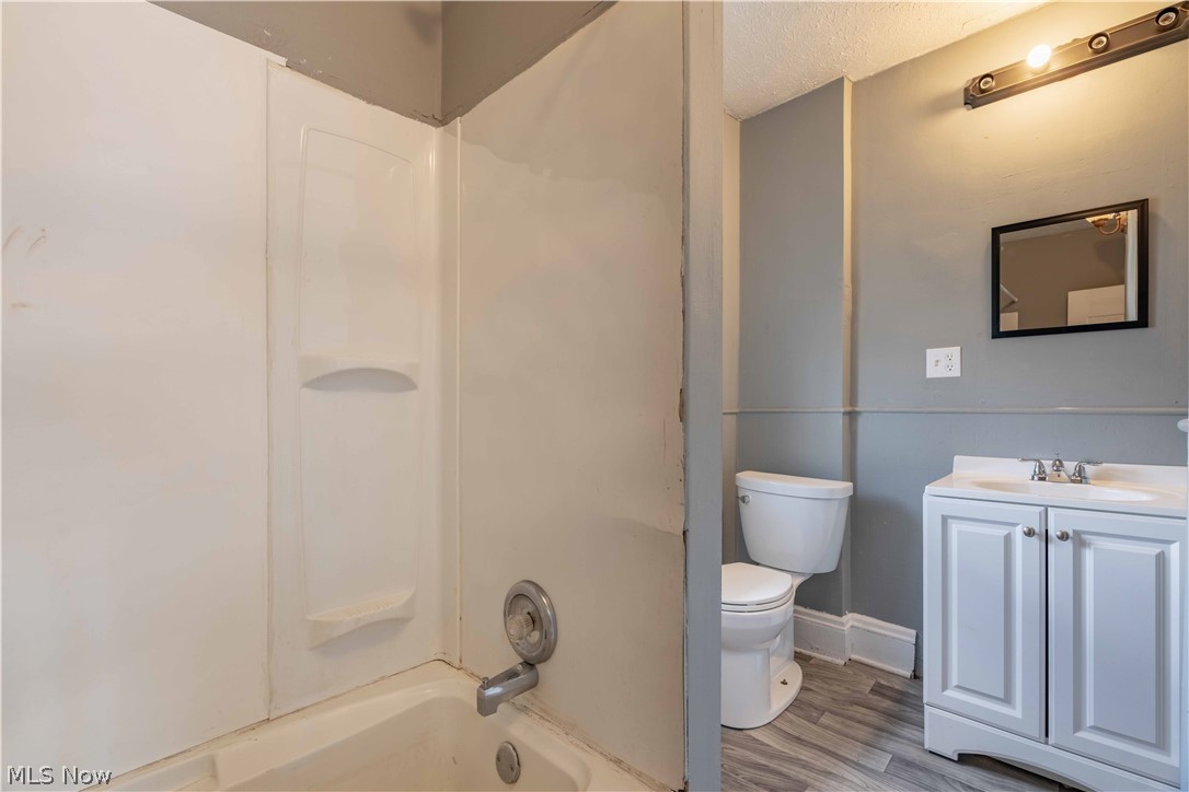 341 E Archwood Avenue Akron OH 44301
