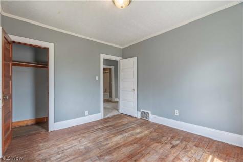 341 E Archwood Avenue Akron OH 44301