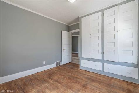 341 E Archwood Avenue Akron OH 44301