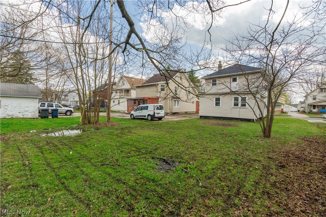 341 E Archwood Avenue Akron OH 44301