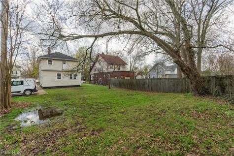 341 E Archwood Avenue Akron OH 44301