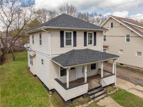 341 E Archwood Avenue Akron OH 44301