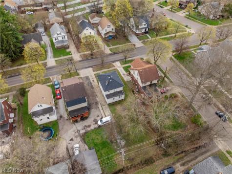 341 E Archwood Avenue Akron OH 44301