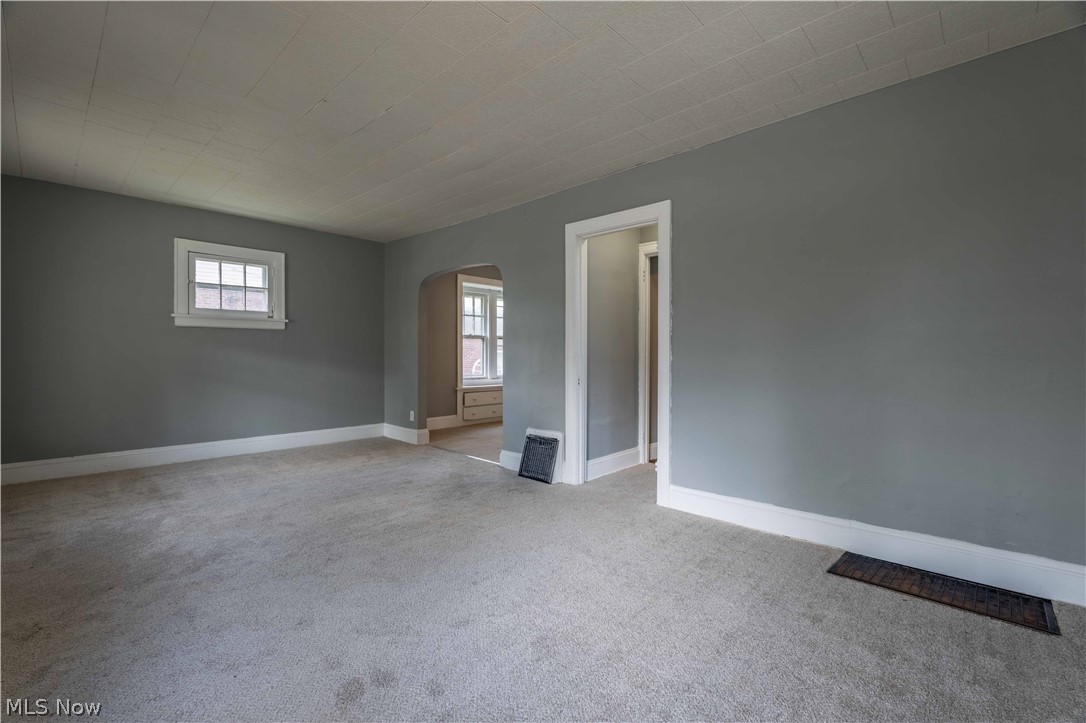341 E Archwood Avenue Akron OH 44301