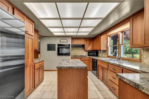 3665 Russett Drive Broadview Heights OH 44147