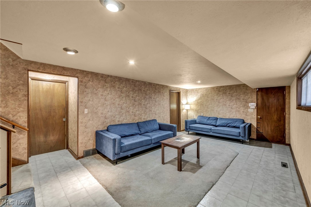 3665 Russett Drive Broadview Heights OH 44147