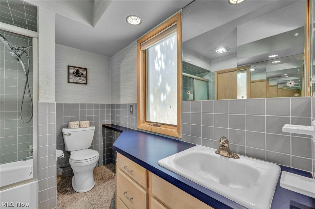 3665 Russett Drive Broadview Heights OH 44147