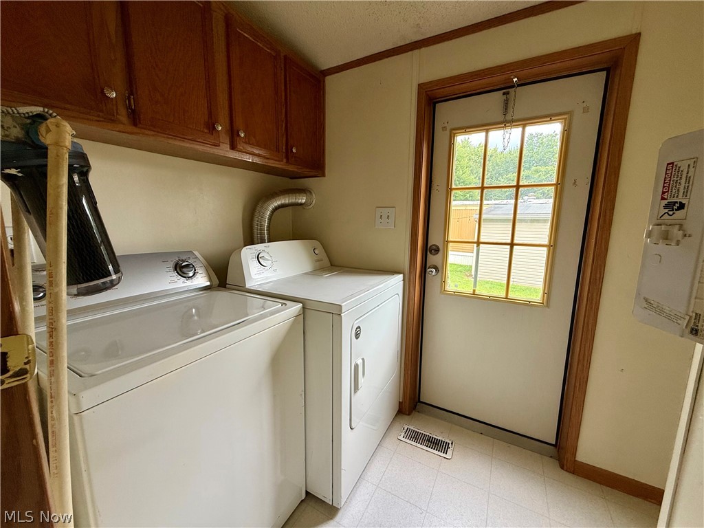 68 Stoneybrook Drive Hubbard OH 44425