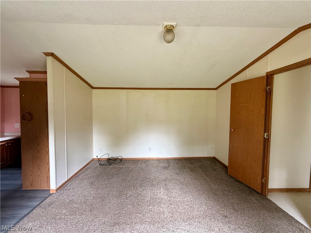 68 Stoneybrook Drive Hubbard OH 44425
