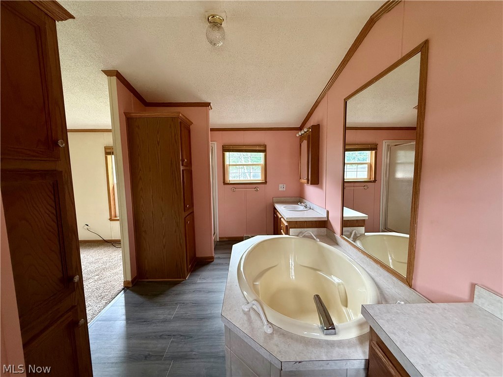 68 Stoneybrook Drive Hubbard OH 44425