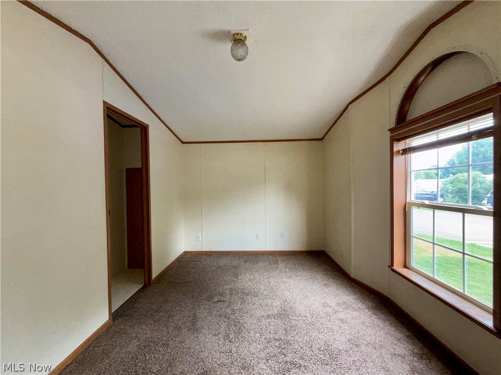 68 Stoneybrook Drive Hubbard OH 44425