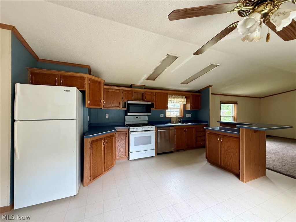 68 Stoneybrook Drive Hubbard OH 44425