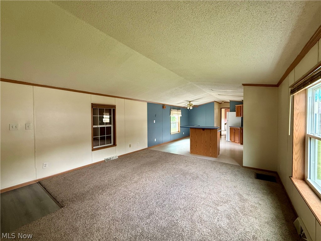 68 Stoneybrook Drive Hubbard OH 44425