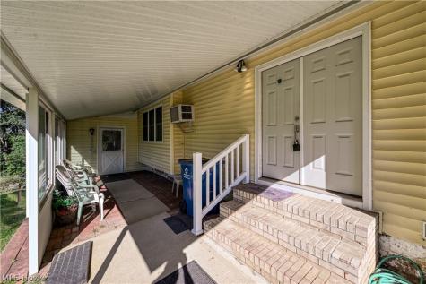 2985 Albrecht Avenue Akron OH 44312