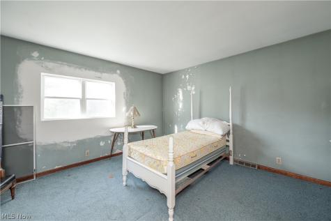 2985 Albrecht Avenue Akron OH 44312