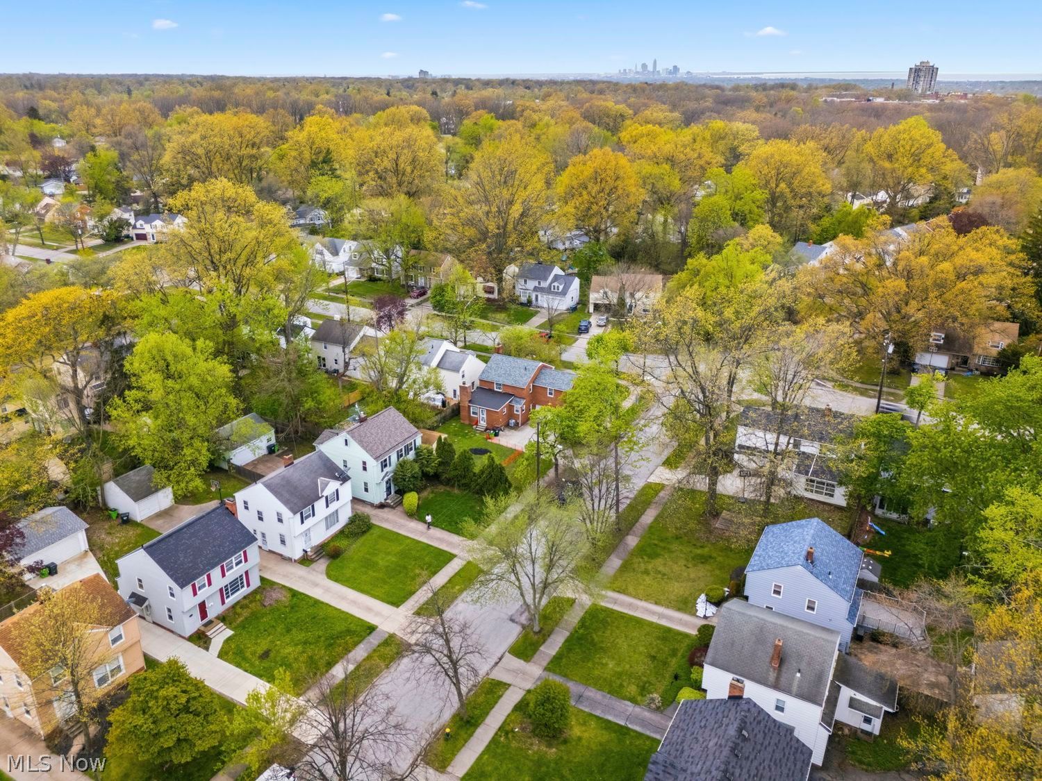 693 Quilliams Road South Euclid OH 44121