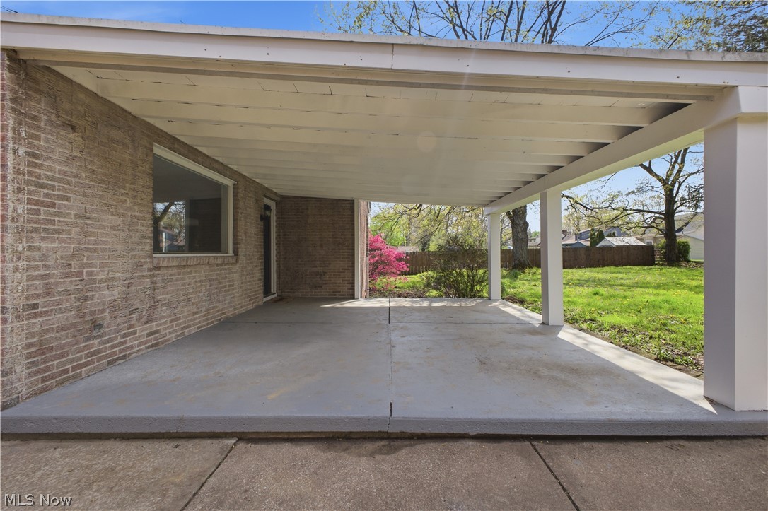 3232 Bears Den Road Youngstown OH 44511