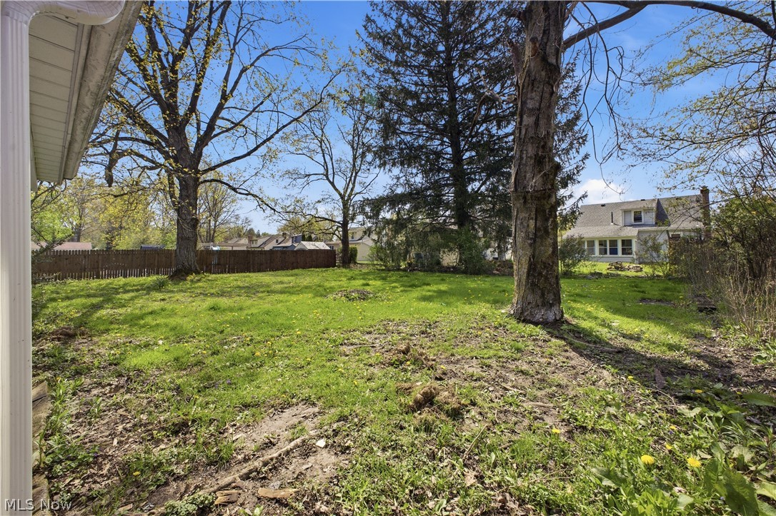 3232 Bears Den Road Youngstown OH 44511