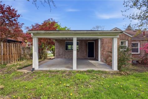 3232 Bears Den Road Youngstown OH 44511